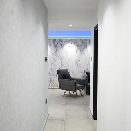 Apartment Lazuli Urban Luxury -2 Bedroom With Pool *