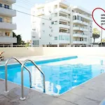 Lazuli Urban Luxury -2 Bedroom With Pool Apartmán