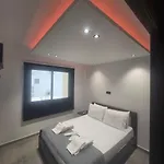Lazuli Urban Luxury -2 Bedroom With Pool Apartment Larnaca