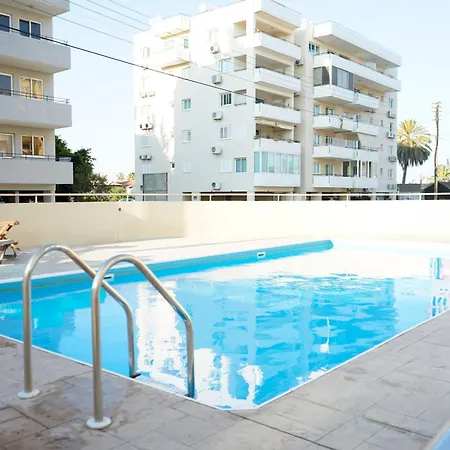 Mackenzie Boutique With Pool * Larnaca