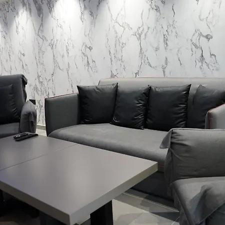 Lazuli Urban Luxury -2 Bedroom With Pool Daire