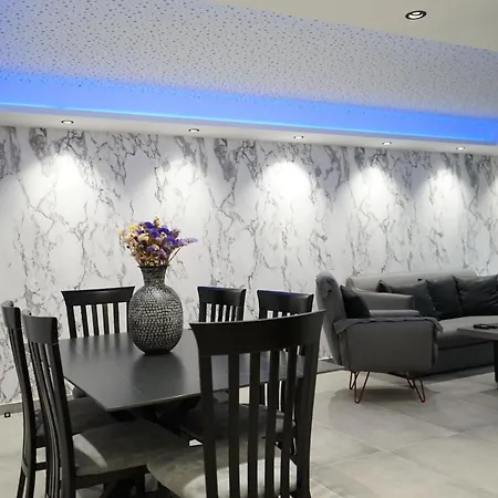 Lazuli Urban Luxury -2 Bedroom With Pool Appartement *