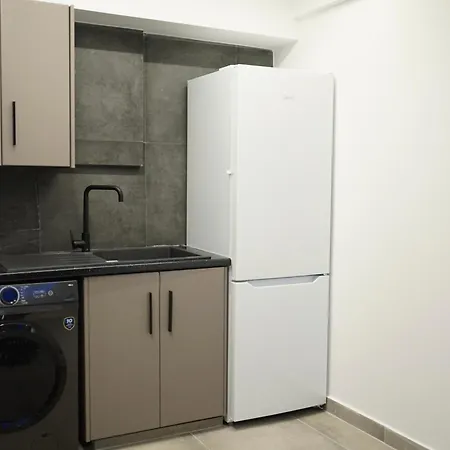 Daire Lazuli Urban Luxury -2 Bedroom With Pool Larnaca