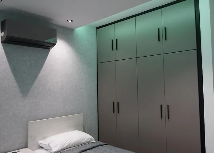 Lazuli Urban Luxury -2 Bedroom With Pool Apartamento