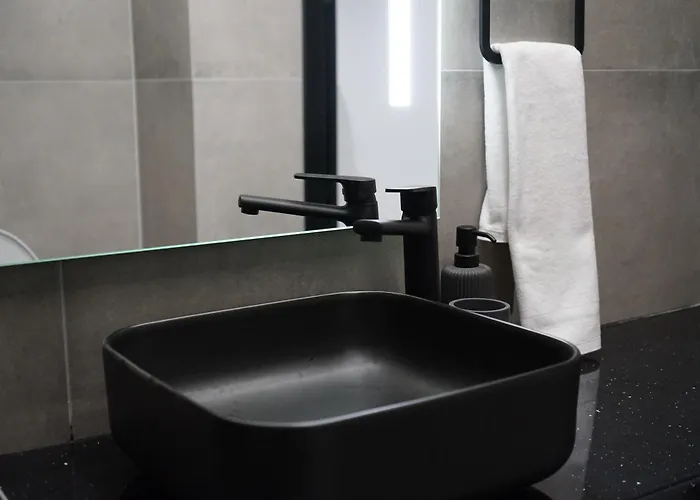 Apartamento Lazuli Urban Luxury -2 Bedroom With Pool Lárnaca