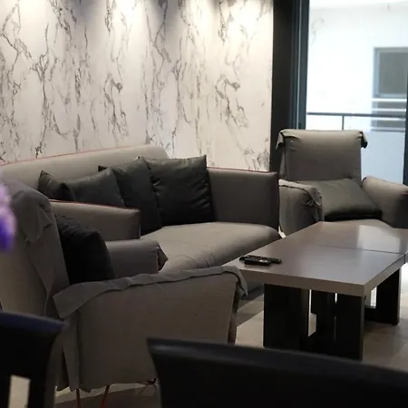 Lazuli Urban Luxury -2 Bedroom With Pool Larnaca