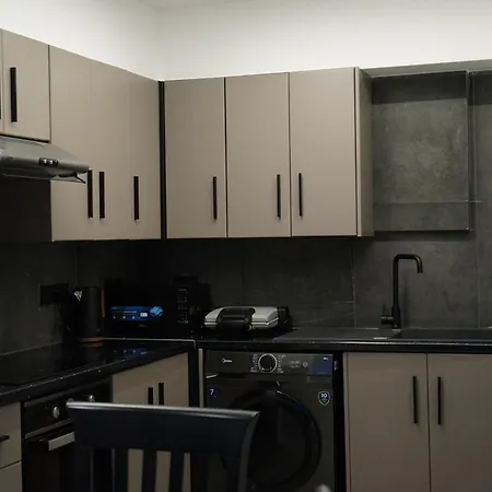 Apartmán Lazuli Urban Luxury -2 Bedroom With Pool Larnaca