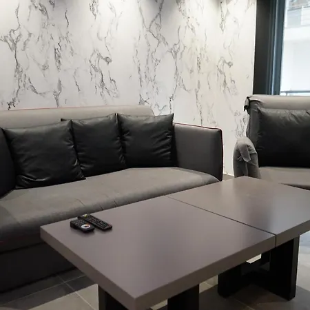 Lazuli Urban Luxury -2 Bedroom With Pool Apartmán Larnaca